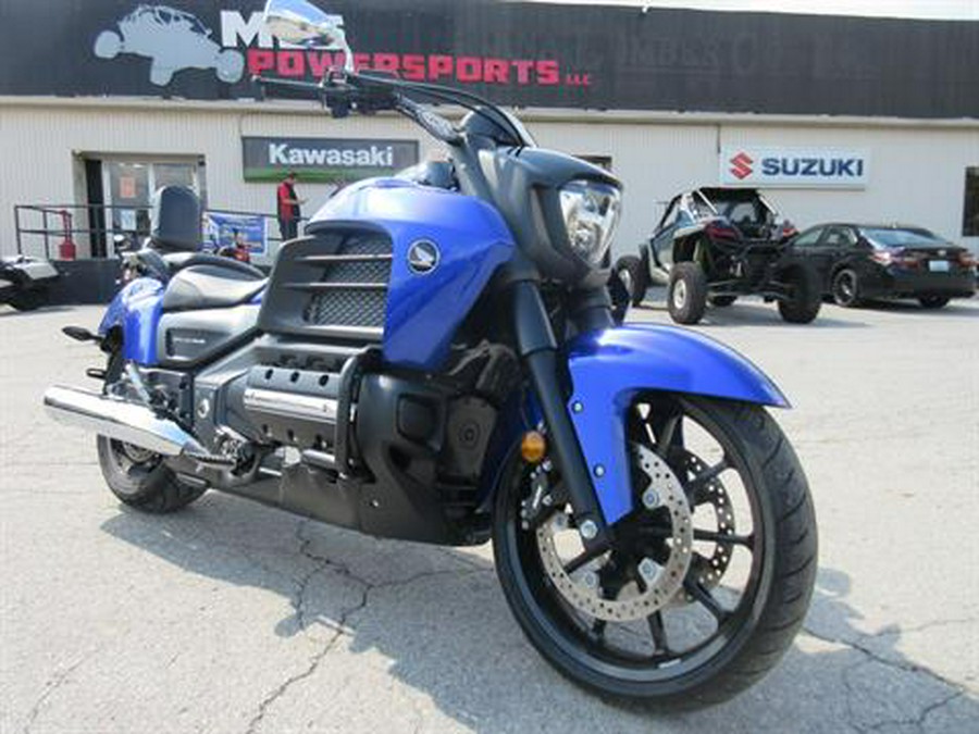 2014 Honda Gold Wing® Valkyrie®