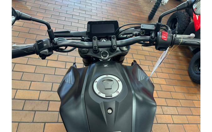 2025 Honda CB300R ABS