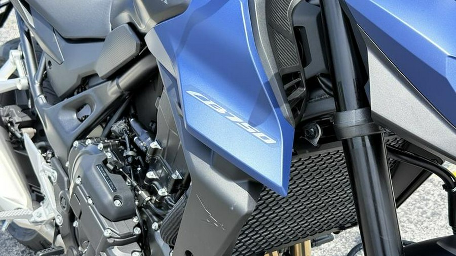 2026 Honda® CB750 Hornet E-Clutch