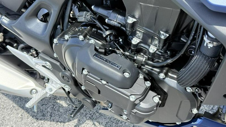 2026 Honda® CB750 Hornet E-Clutch