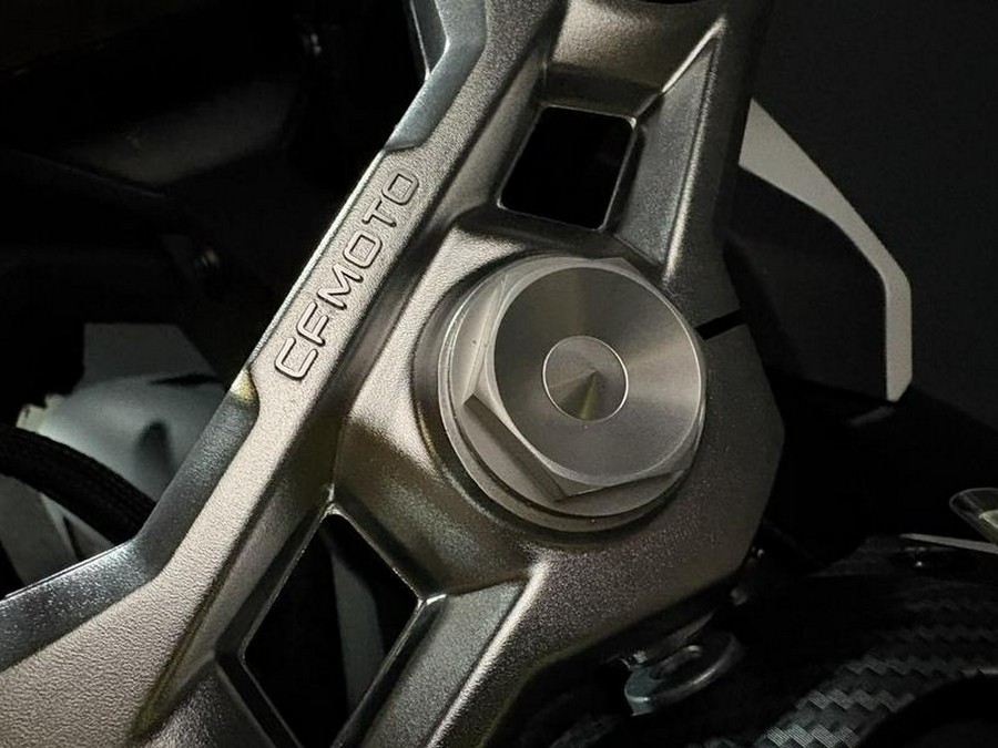 2026 CFMOTO 300SS