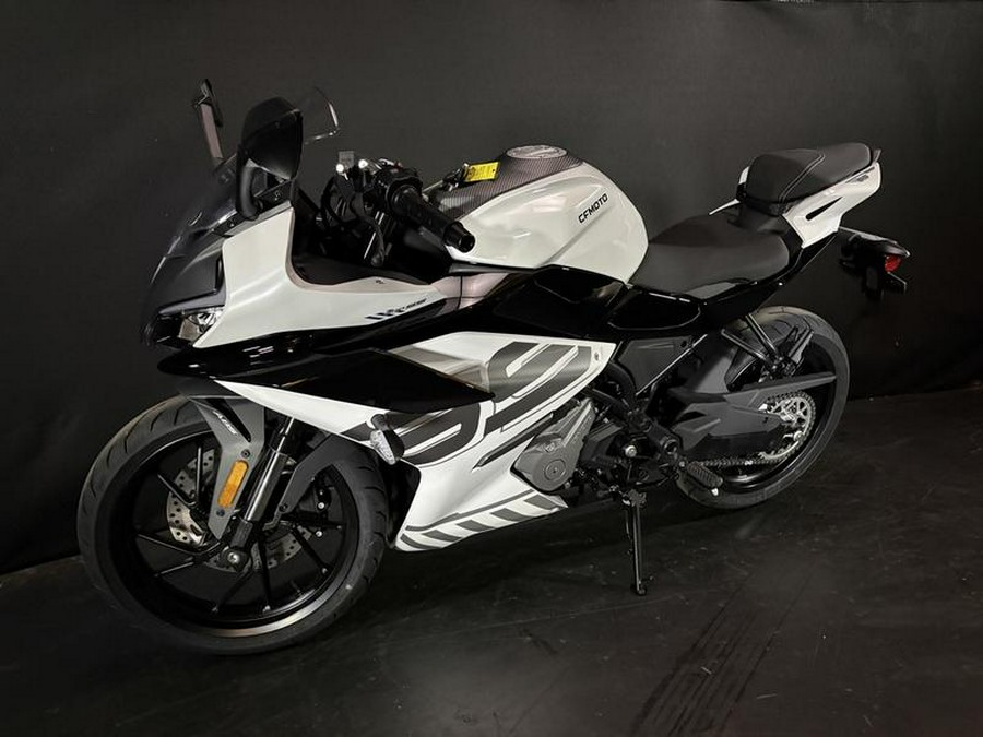2026 CFMOTO 300SS