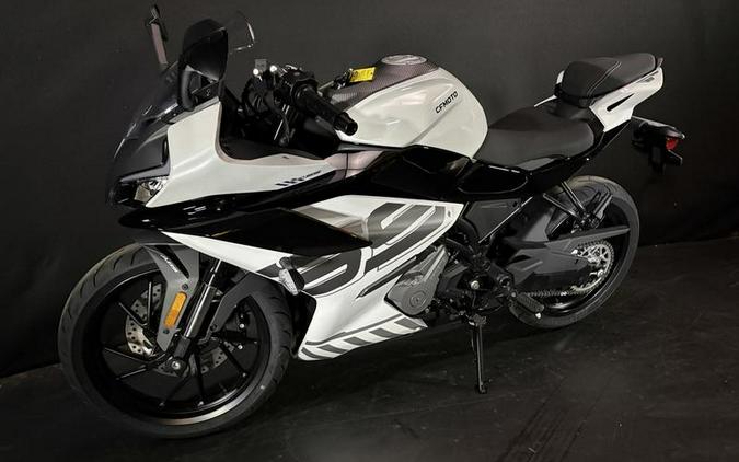 2026 CFMOTO 300SS