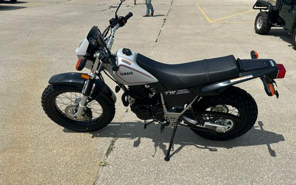 2027 Yamaha TW 200