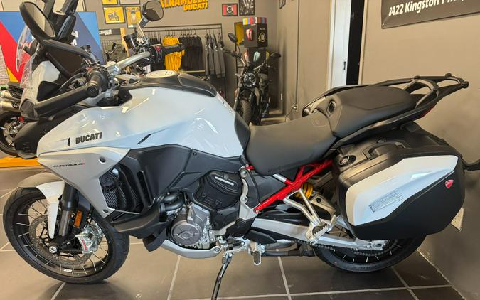 2024 Ducati Multistrada V4 S Travel & Radar