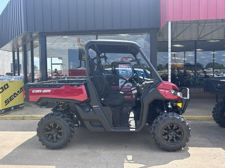 2024 Can-Am® Defender XT HD10