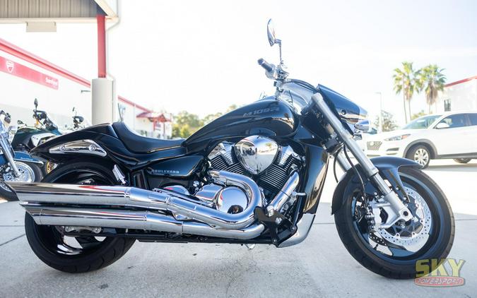 2025 Suzuki BOULEVARD M109R