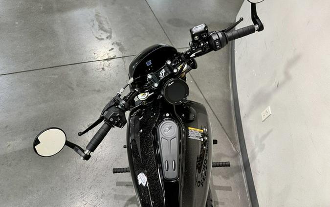 2026 Indian 101 Scout Black Crystal With Super Graphite