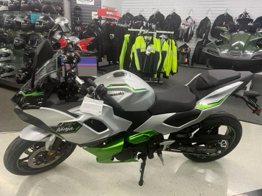 2024 Kawasaki Ninja® 7 Hybrid ABS