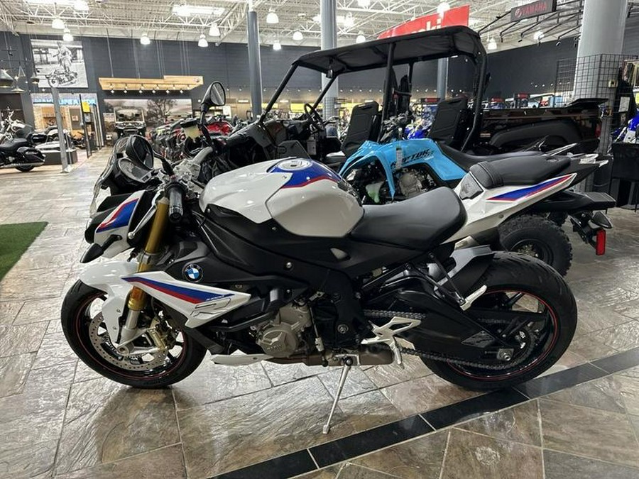 2019 BMW S 1000 R