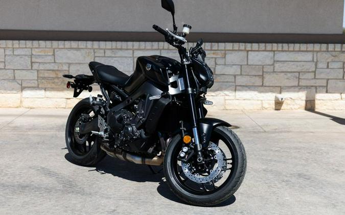 New 2024 YAMAHA MT07 MATTE RAVEN BLACK