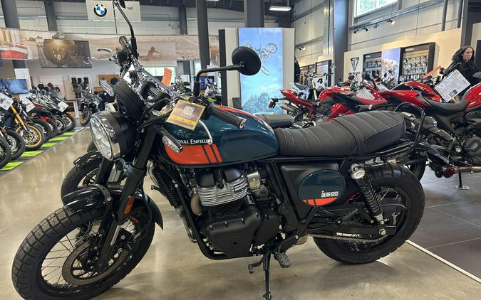 2025 Royal Enfield INT BEAR 650