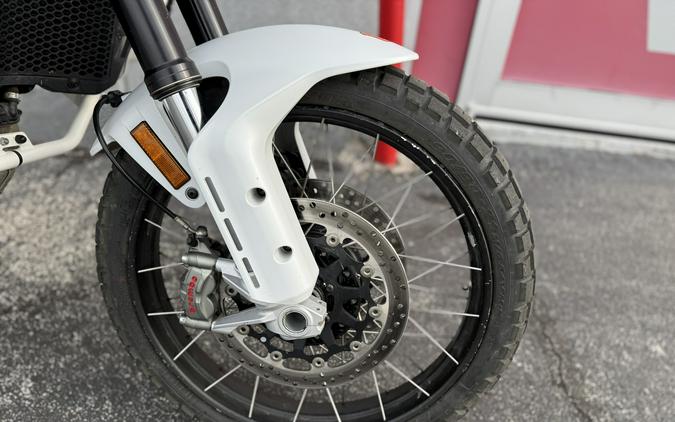 2023 Ducati DesertX Star White Silk - 01390C