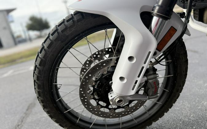 2023 Ducati DesertX Star White Silk - 01390C