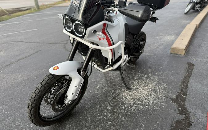 2023 Ducati DesertX Star White Silk - 01390C
