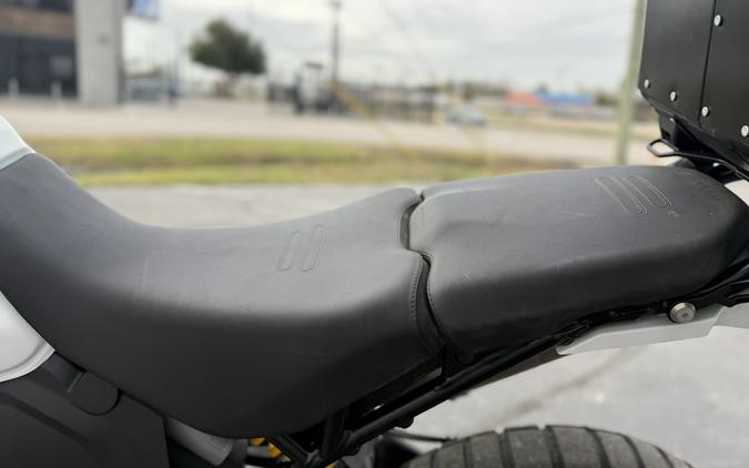 2023 Ducati DesertX Star White Silk - 01390C