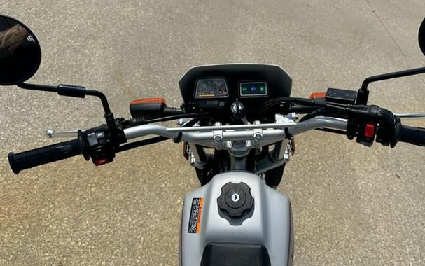 2027 Yamaha TW 200