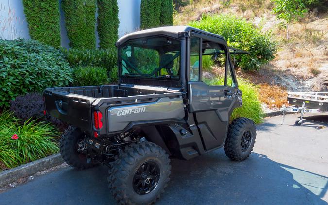 2023 Can-Am® Defender Limited HD10