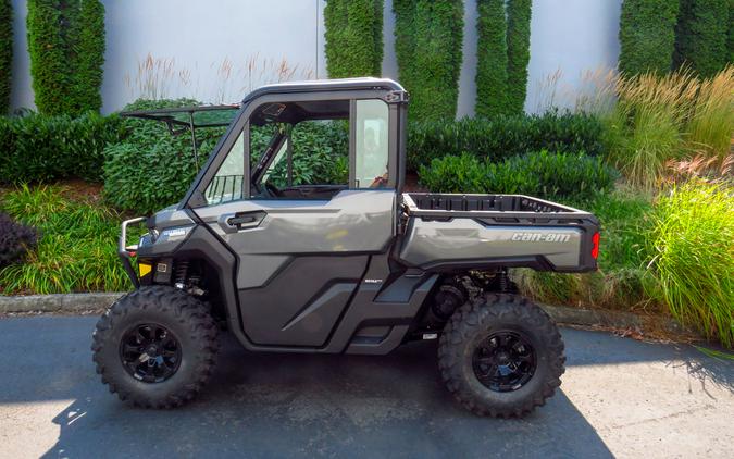 2023 Can-Am® Defender Limited HD10