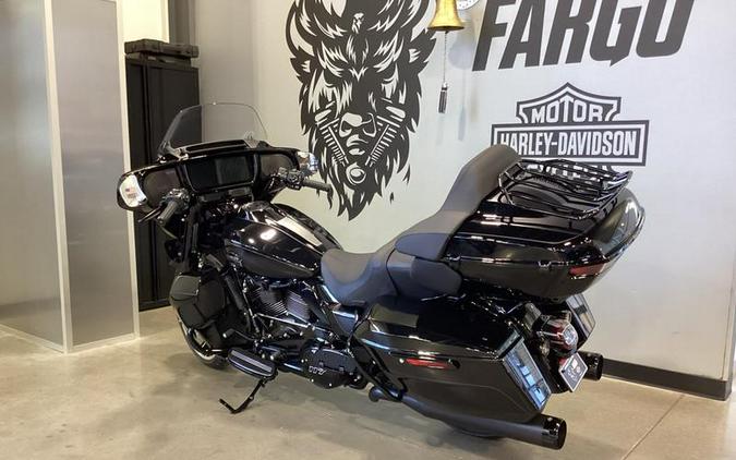 2026 Harley-Davidson® FLHXL - Street Glide® Limited