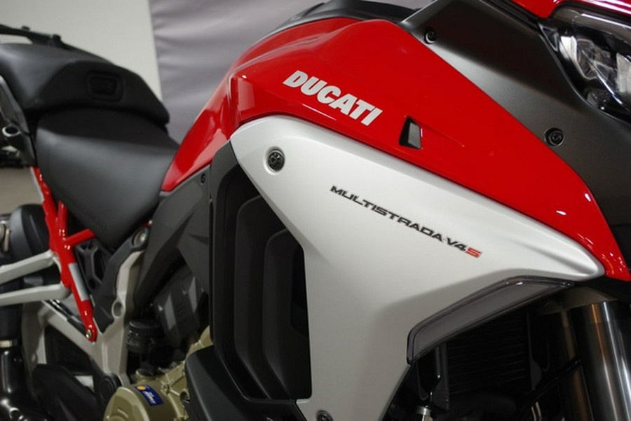 2024 Ducati Multistrada V4 S Travel & Radar Red