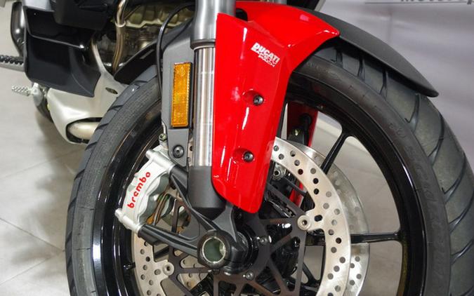 2024 Ducati Multistrada V4 S Travel & Radar Red