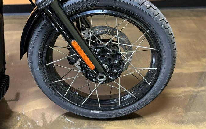 FXBB 2025 Street Bob™