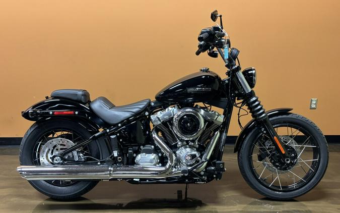 FXBB 2025 Street Bob™