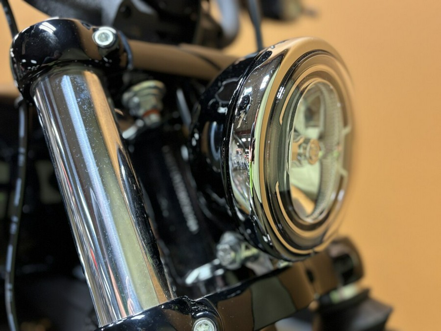 FXBB 2025 Street Bob™