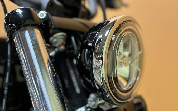 FXBB 2025 Street Bob™