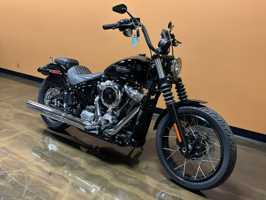 FXBB 2025 Street Bob™