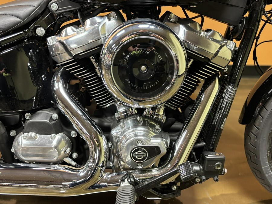 FXBB 2025 Street Bob™