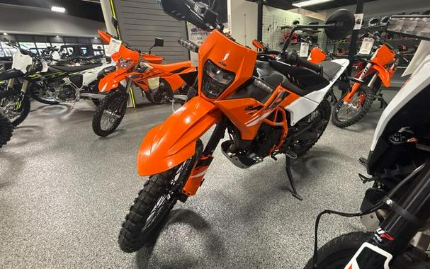 2026 KTM 390 ENDURO R- B.D.