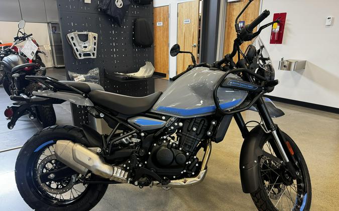2025 Royal Enfield HIMALAYAN 450