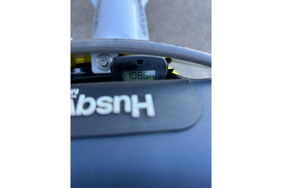 2025 FC 250 - Husqvarna Motorcycles