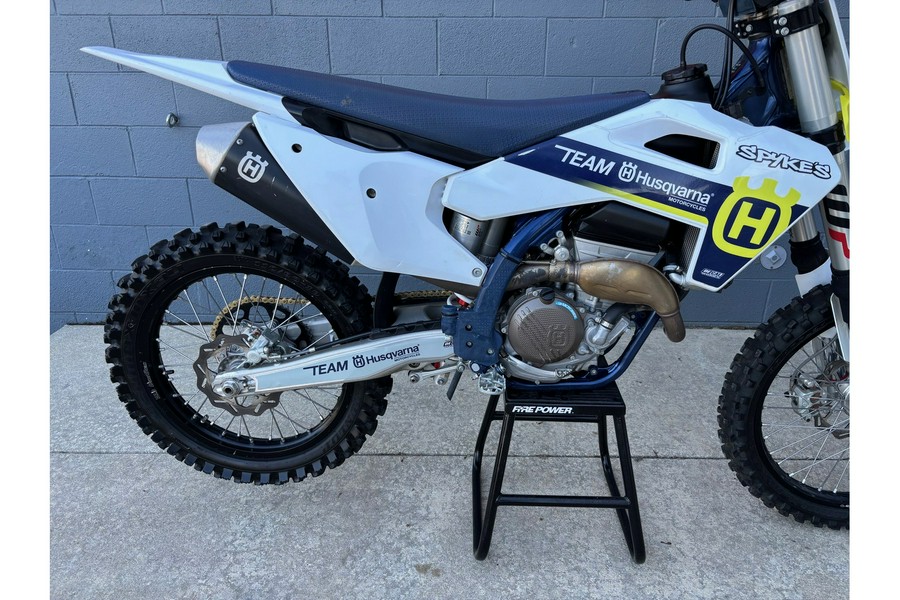 2025 FC 250 - Husqvarna Motorcycles