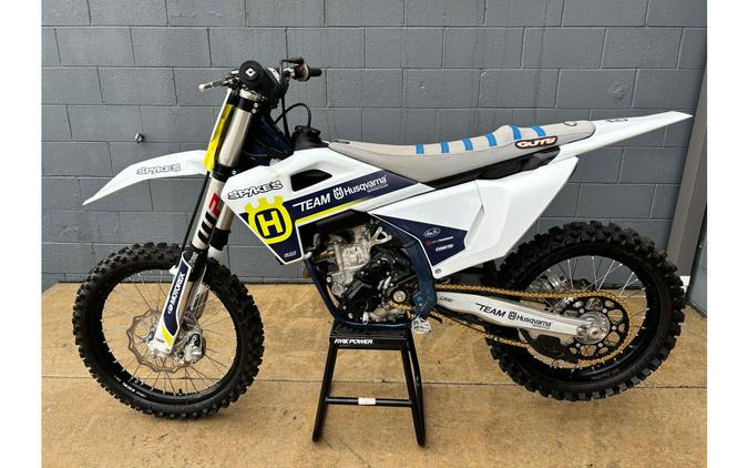 2025 FC 250 - Husqvarna Motorcycles