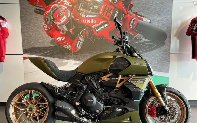 2021 Ducati Diavel 1260 Lamborghini First Look Preview Photo Gallery