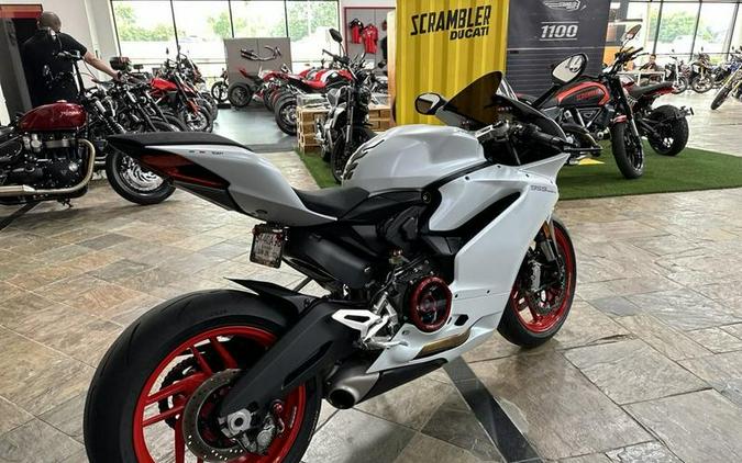 2019 Ducati 959 Panigale Arctic White Silk