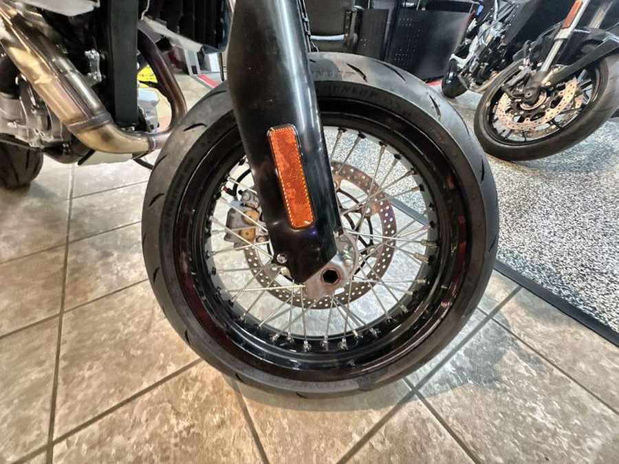 New 2025 Suzuki DR-Z 4SM Base