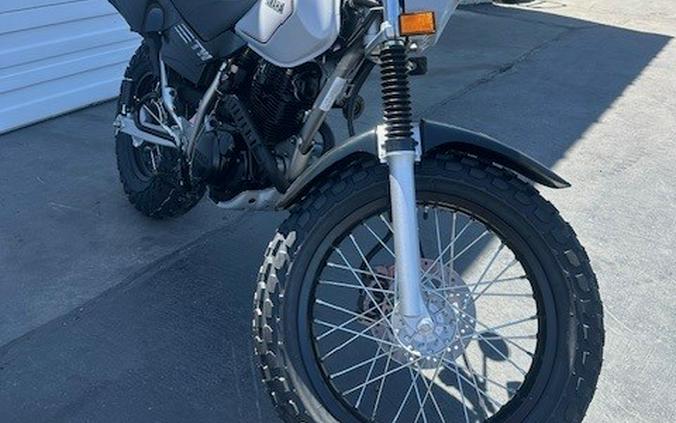 2026 Yamaha TW200