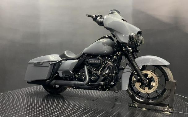 2022 Harley-Davidson® FLHXS - Street Glide® Special