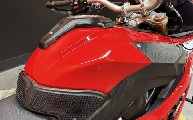 2016 BMW S 1000 XR Premium Racing Red