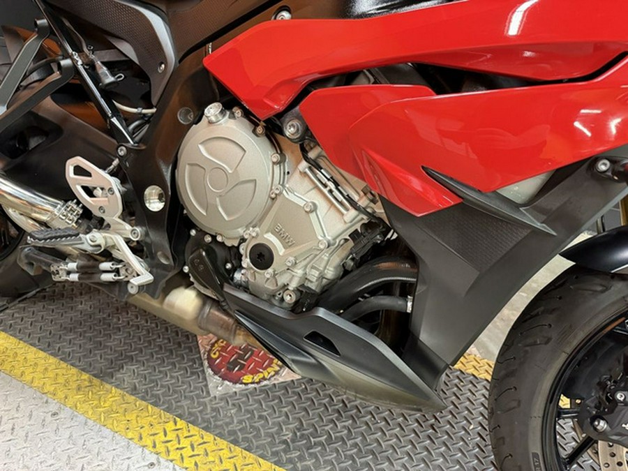 2016 BMW S 1000 XR Premium Racing Red