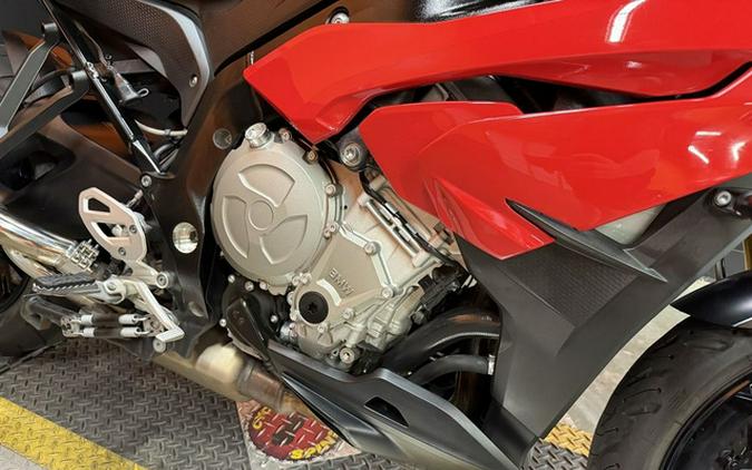 2016 BMW S 1000 XR Premium Racing Red