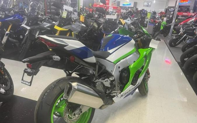 2024 Kawasaki Ninja® ZX™-10R 40th Anniversary Edition ABS