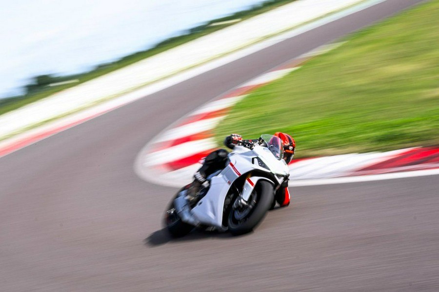 2024 Ducati Supersport 950 S White Stripe