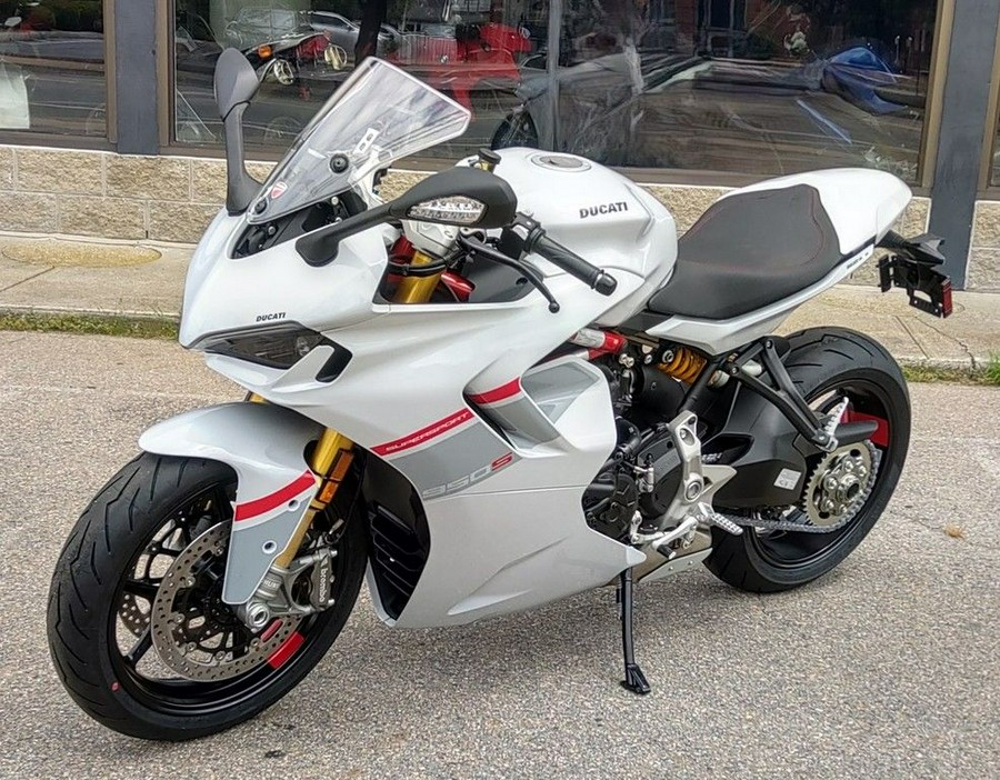 2024 Ducati Supersport 950 S White Stripe