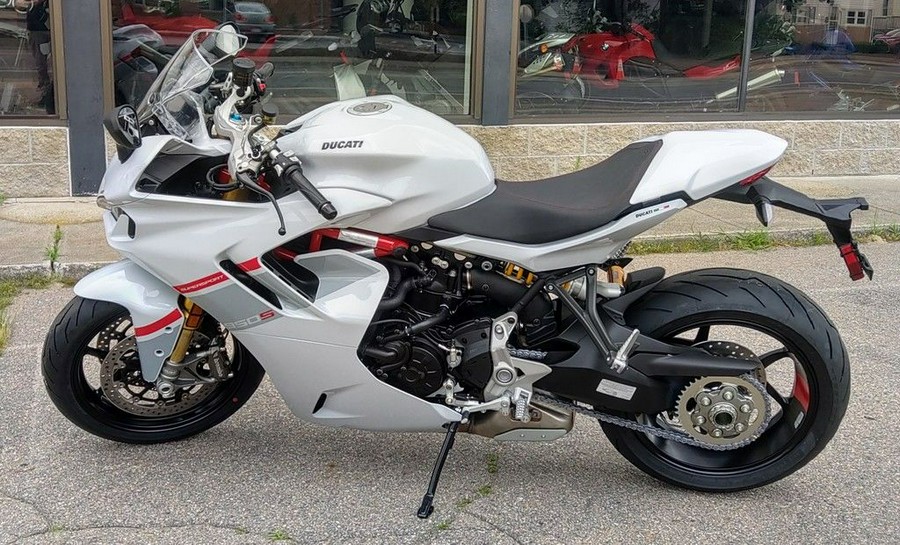 2024 Ducati Supersport 950 S White Stripe