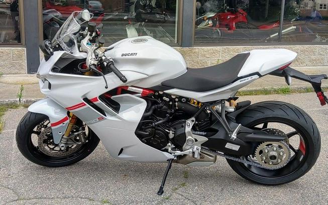 2024 Ducati Supersport 950 S White Stripe